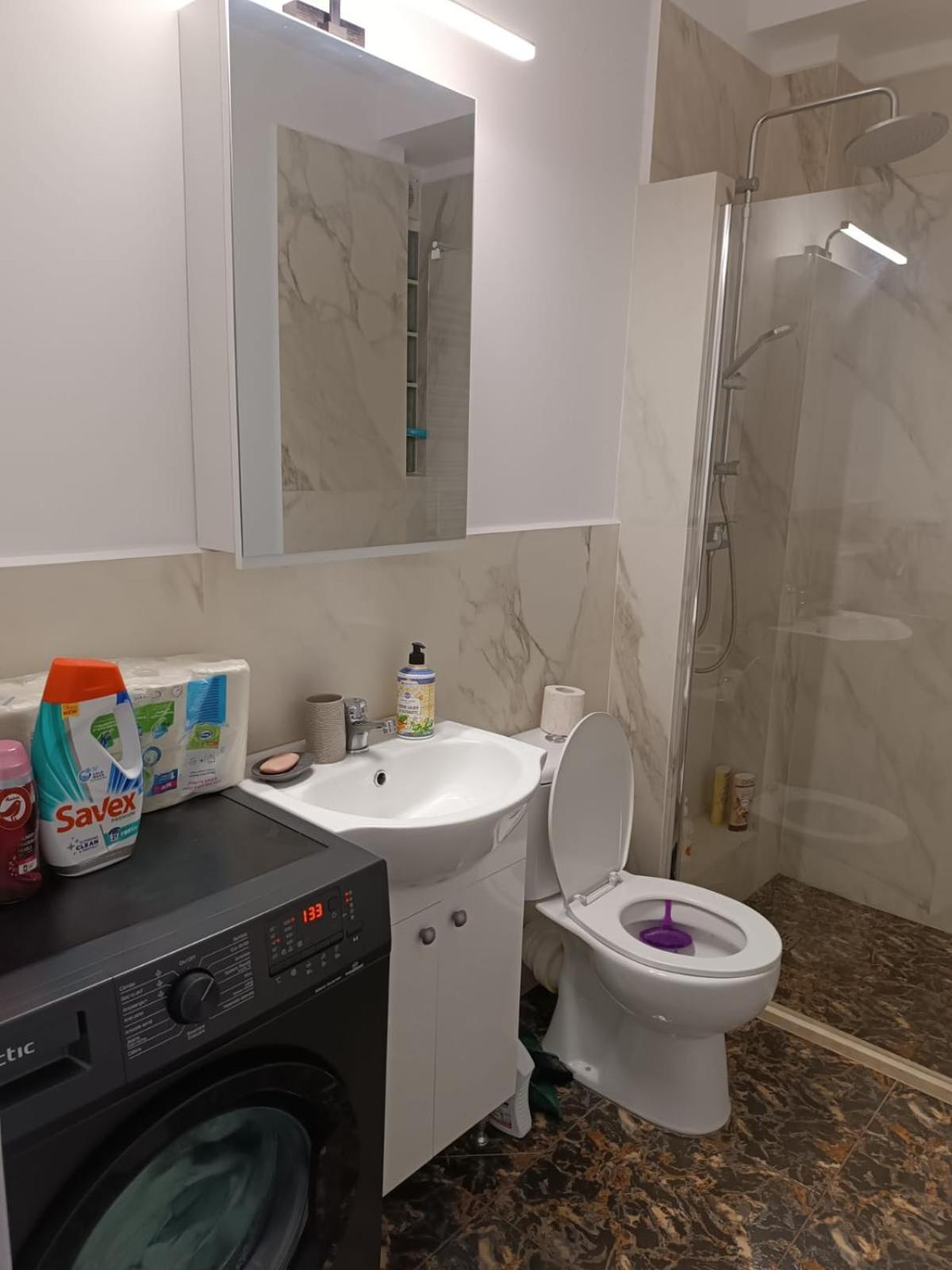 Apartament 2 Camere, Bloc Nou, Langa Promenada Moll, Capacitate 4 Persoane Craiova Exterior photo